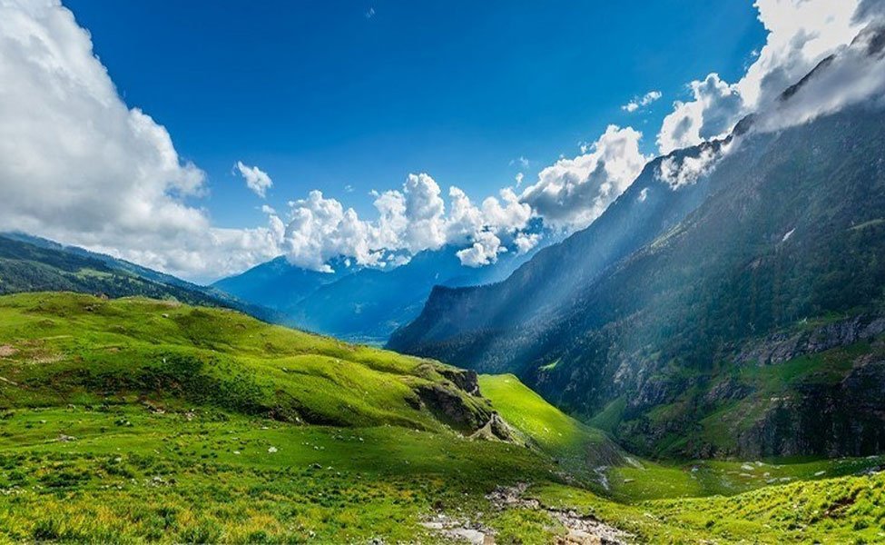 Tirthan-Valley-Tour-View