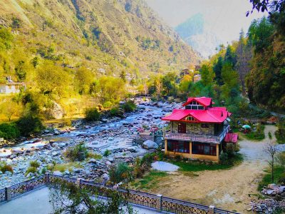 Tirthan-Valley-house